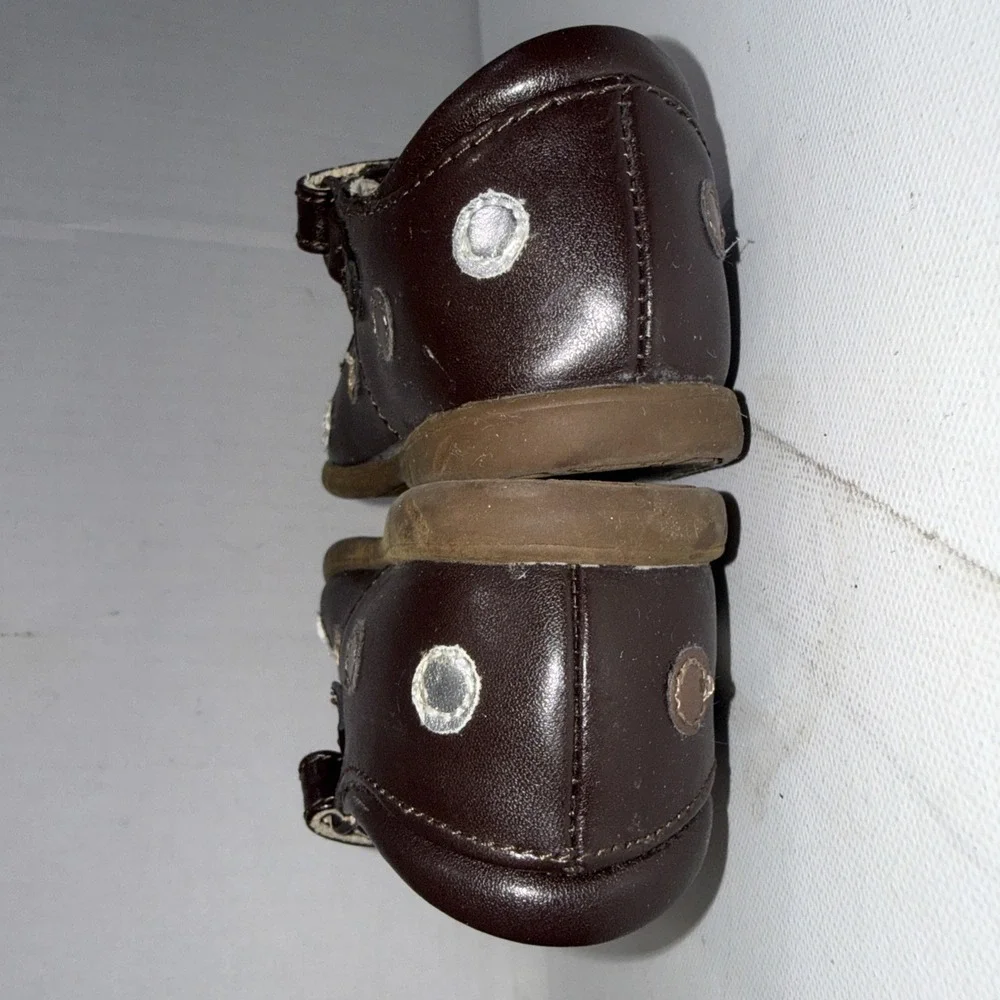 FootMates brown leather